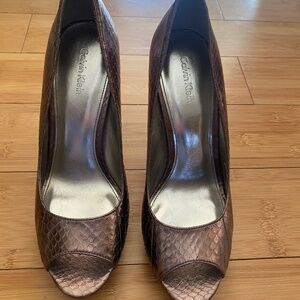 Calvin Klein Metallic Heels size 7